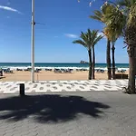 Apartamento En Plaza Triangular Y Muy Cerca De La Playa