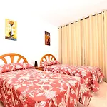 One Bedroom Appartement At Benidorm 700 M Away From The Beach With Sea View Shared Pool And Terrace