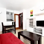 One Bedroom Appartement At Benidorm 700 M Away From The Beach With Sea View Shared Pool And Terrace