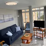 Apartamento En Plaza Triangular Y Muy Cerca De La Playa