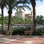 Apartamento Torre Yago, Primera Linea De Playa Para 6 Personas
