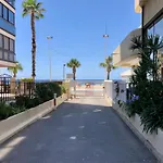 Apartamento Torre Levante, primera línea de playa