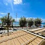 Estudio Poniente Seafront