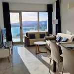 Skyline 26 Stunning Sea Views From A 2-Bedroom Apartment On The 26Th Floor
