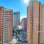 Karola Con Vistas Piscina Y Parking En Benidorm