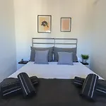 Entre Dos Calas