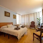 Beautiful Parque Loix 4 Bedroom Apartment Shared Pool, Tennis Court