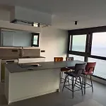 Estupendo Apartamento En Planta 23 Primera Linea