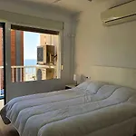 First Line Apartment With 3 Bedrooms And Seaviews