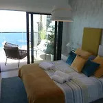 Sunset Waves Modern Apartment 200M From The Beach