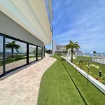 Stunning Apartment Sunset Cliffs
