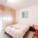 Apartamento en el centro a un minuto de la playa