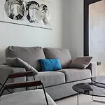 Sunset Waves Luxury Apartment