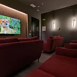 Sunset Cliffs Modern Apartment