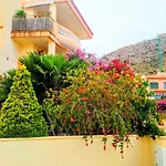 Deluxe Garden Flat Near Terra-Mitica