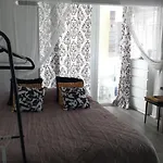 Inlesa 5A Holiday Apt With Pool