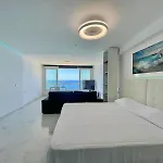 Torre Principado Seafront Studio