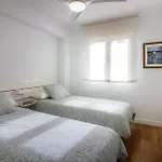 Awesome Apartment In Benidorm With Kitchen