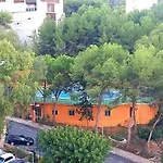 Three Bedrooms Apart In Benidorm Near Beach And Strip