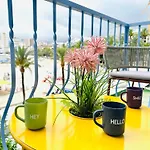 Viewpoint Suites