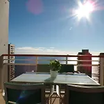 Apartamento Con Jacuzzi, Sauna, Gimnasio Y Piscina Enfrente Del Mar