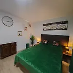 Apartment-Studio With View M&M