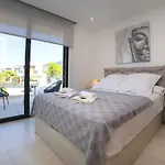 Global Bruselas - By Global Rental Holidays 18917