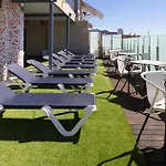 Hotel Oasis Plaza