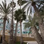 Apartamentos En Primera Linea De Playa De Poniente En Benidorm