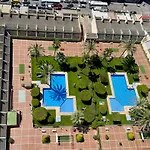 Apartment In Gemelos 20 With Pool And Parking