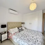 Torre Colon Apartment