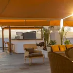 Atico Con Enorme Terraza Y Chill Out Particular