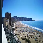 Levante Beach, Avenida Madrid