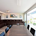 Gr Luxury Apartment First Line Beach