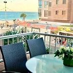 Los Ranchos Levante Apartment
