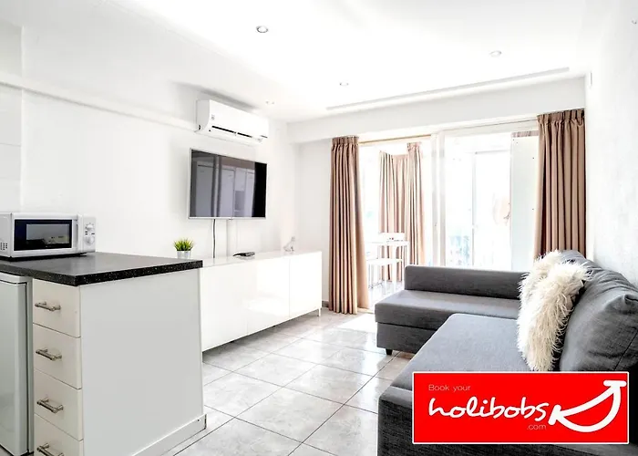 Epic Sea Views Apartment L Modern And Chic L Reformed With Aircon L Free Welcome Pack L Eva