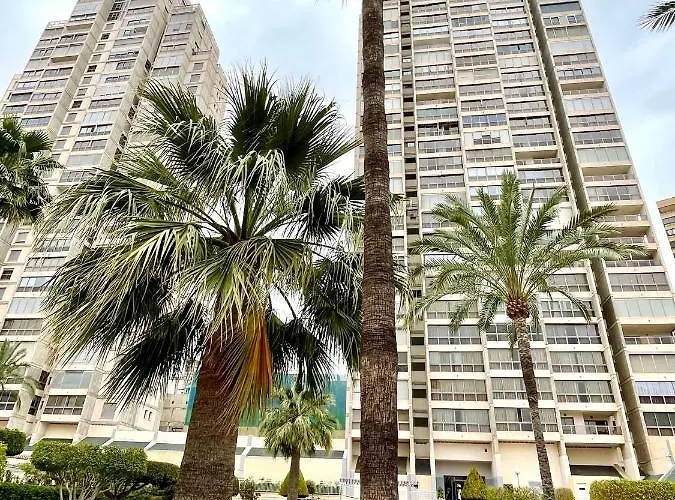 Los Gemelos 20 - Aloturin Benidorm
