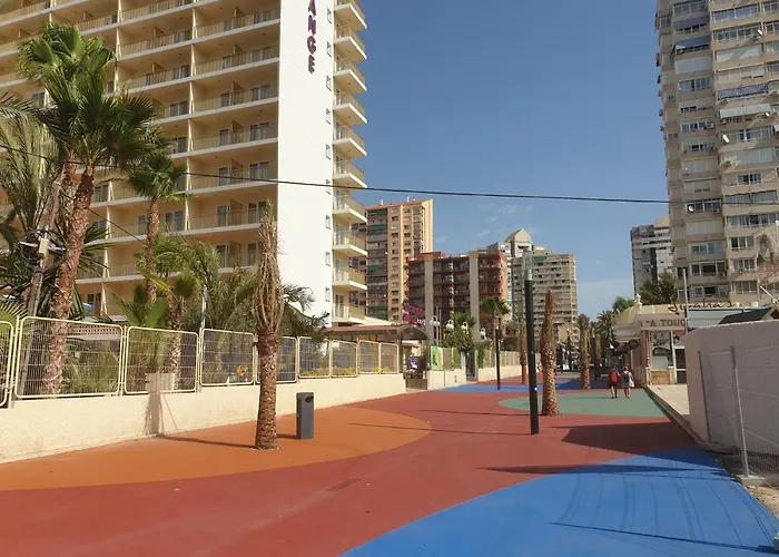 En el cielo de Benidorm - Alteanos V