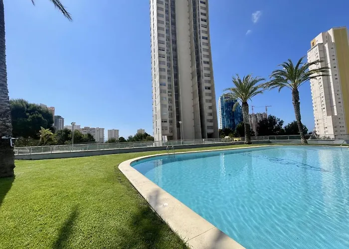 Mirador Poniente Beach