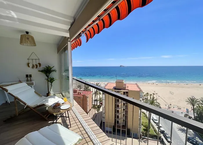Poniente Beach Modern Apartment