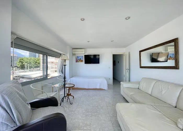 Tor Maraya Seafront Levante Views