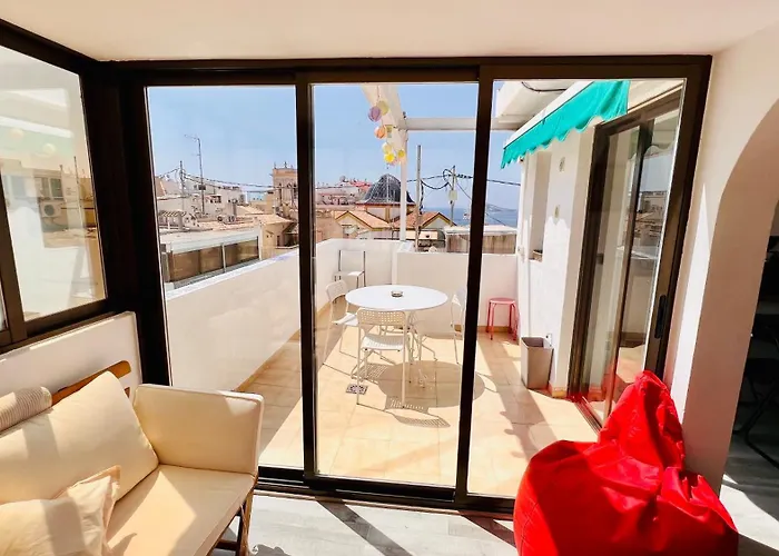 Atico Con Vistas En El Casco Antiguo De Benidorm