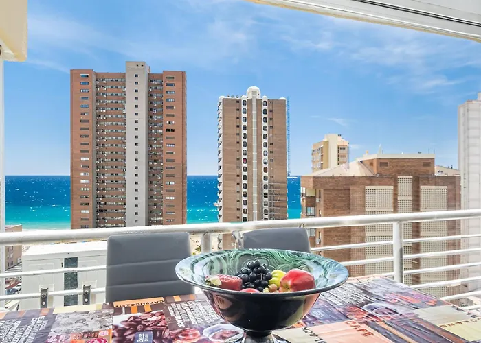 Los Caballos 12-C Levante Beach