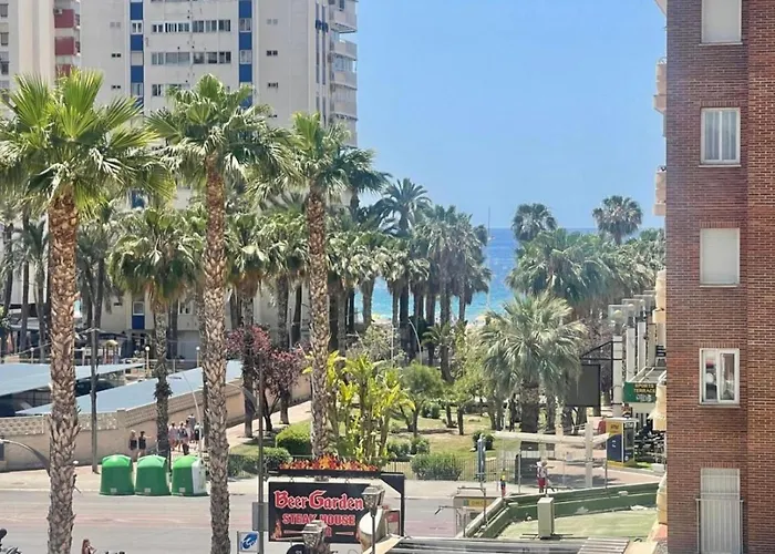 Playa Levante Carlos V