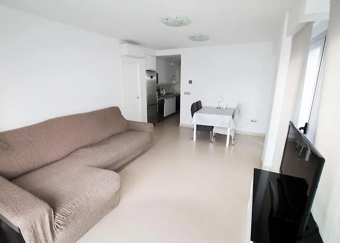 Apartamentos En Primera Linea De Playa De Poniente En Benidorm