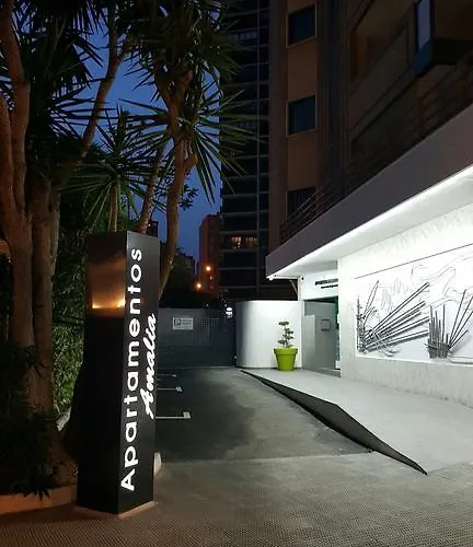 Apartamentos Amalia By Mc