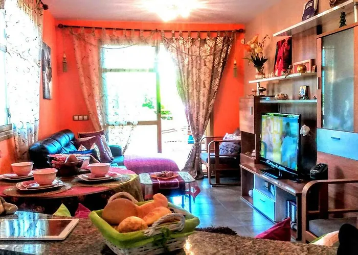Deluxe Garden Flat Near Terra-Mitica