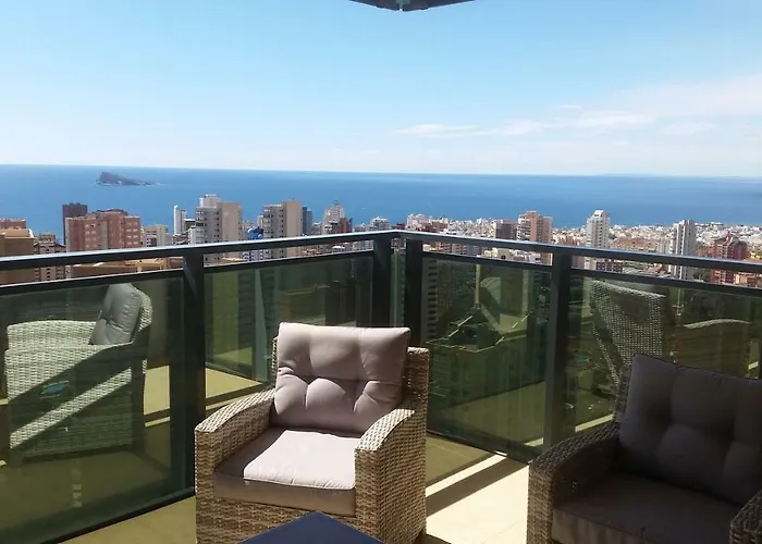 Kronos Apartment