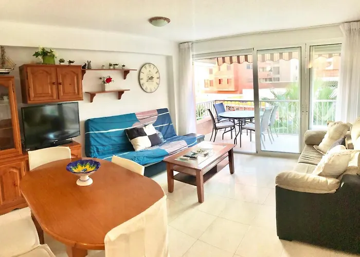 Los Ranchos Levante Apartment