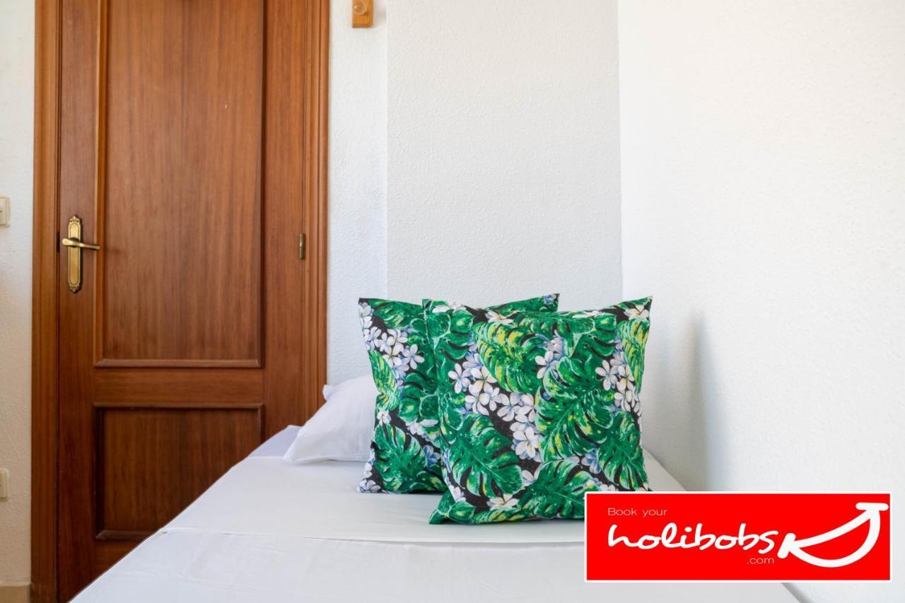 Perfect Family Getaway With Free Parking And Spacious Balcony L Pool L Sleeps 4 L Free Netflix And Wifi L Free Welcome Pack L Auge Apartment Benidorm